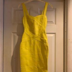Yellow dress (Brand New)